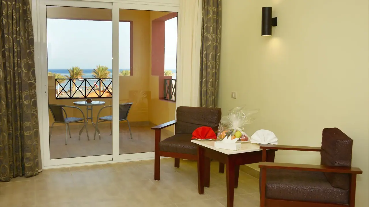 الفندق كازا ماري ريزورت - مرسى علم